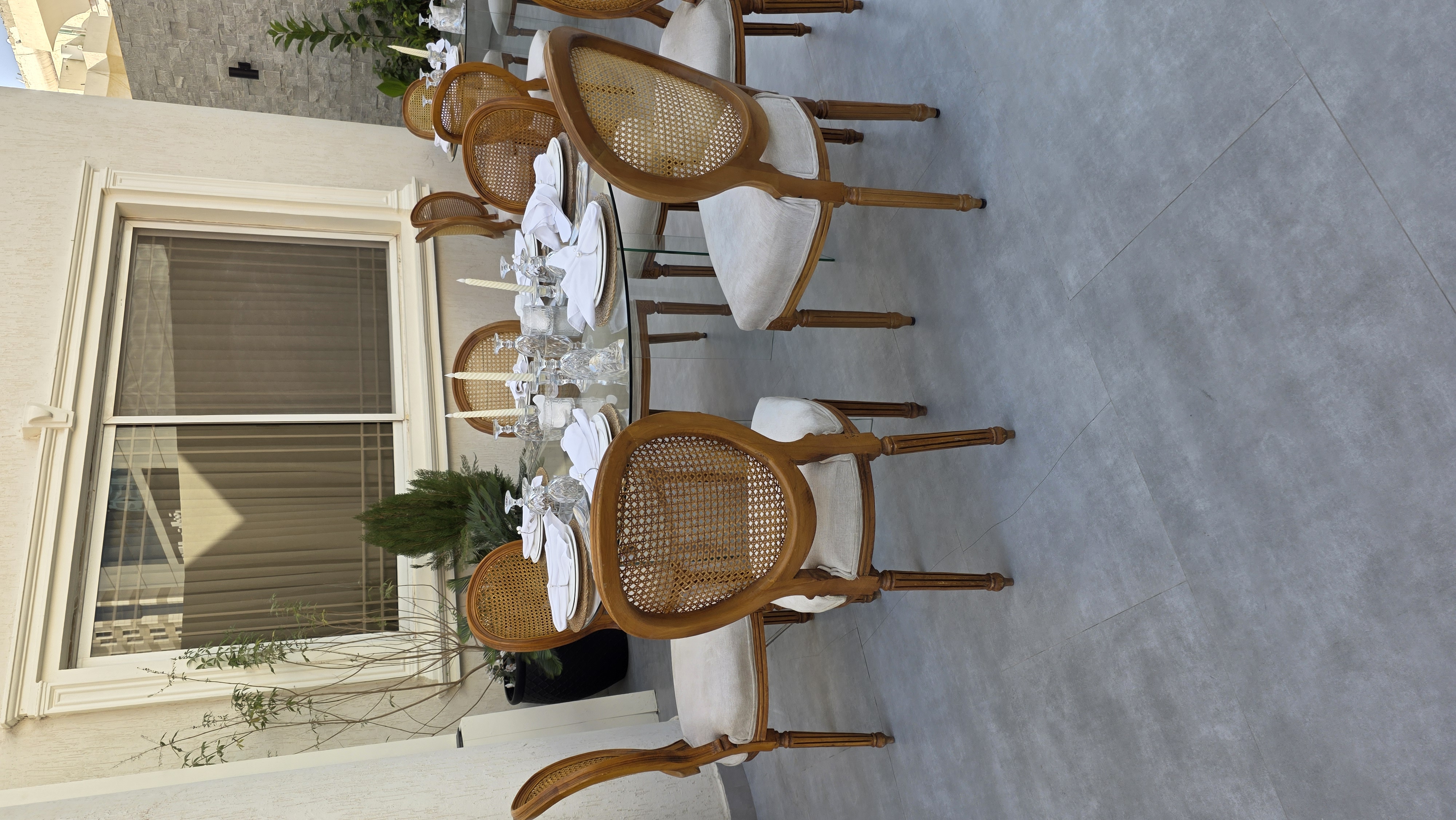 طاولات عشاء 