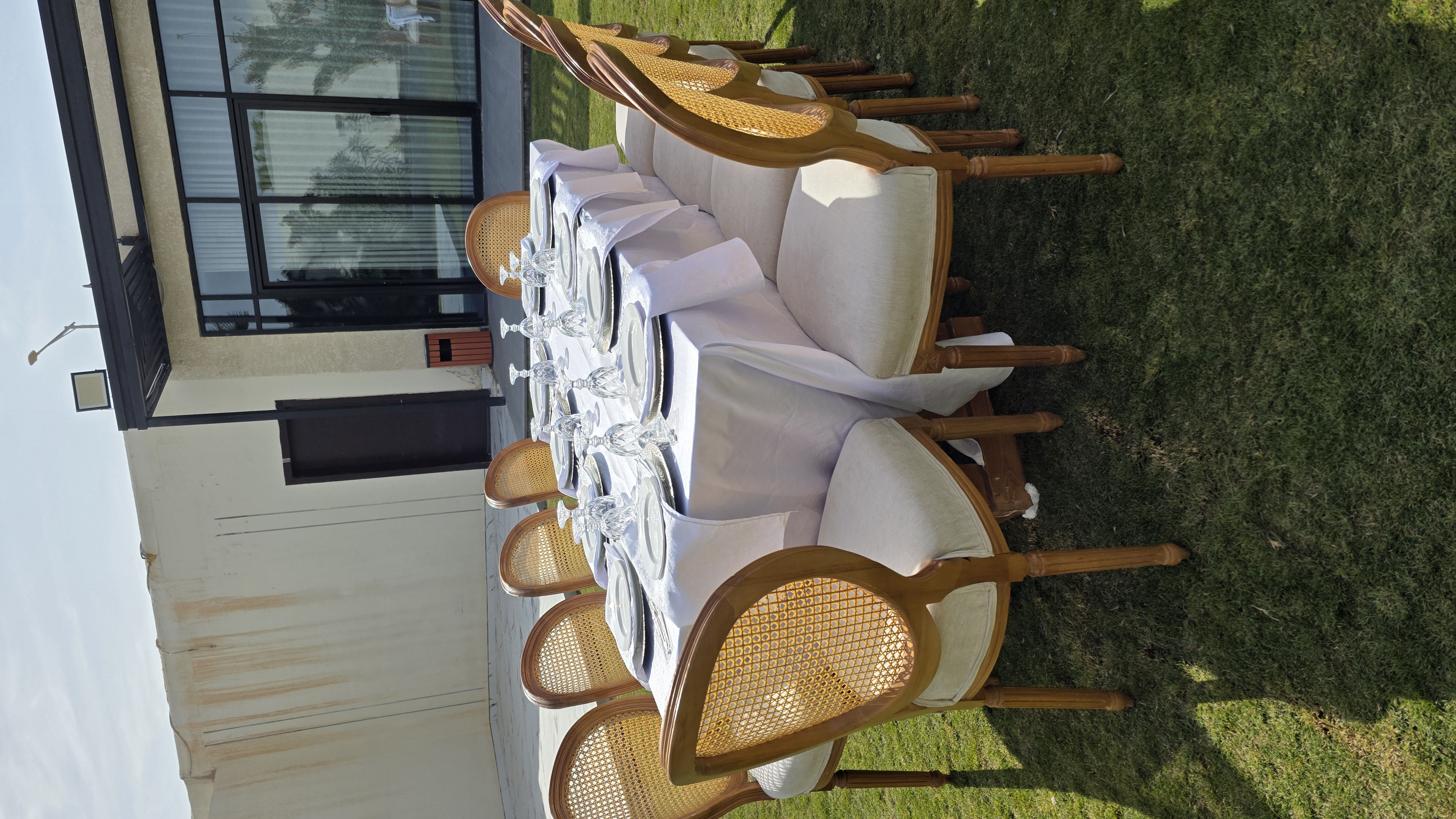 طاولات عشاء 